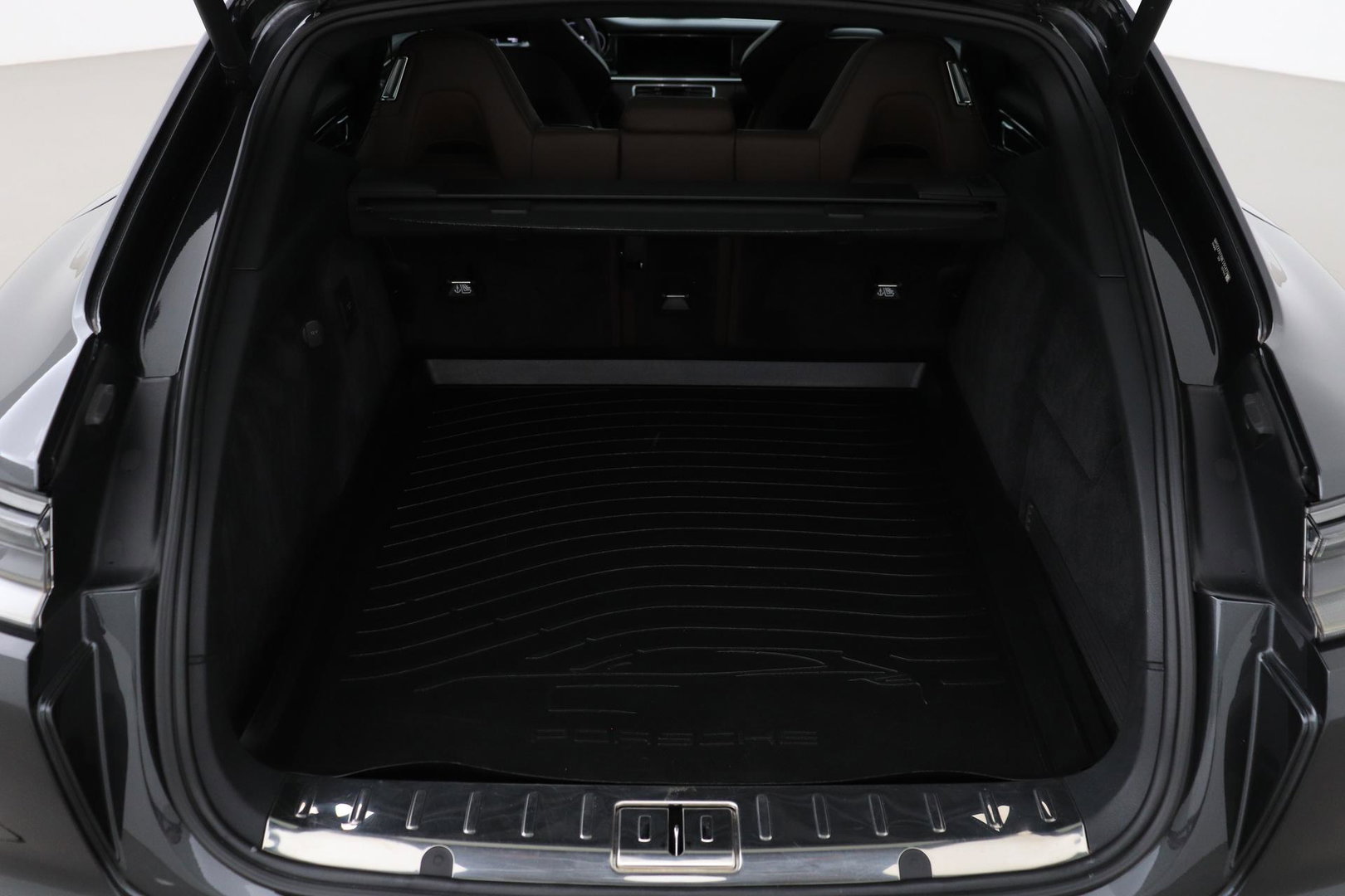 Porsche Panamera Sport Turismo 2.9 4S E-Hybrid | ACC | Luchtvering | Sport Chrono | Panoramadak | Sport Design | 360° Camera