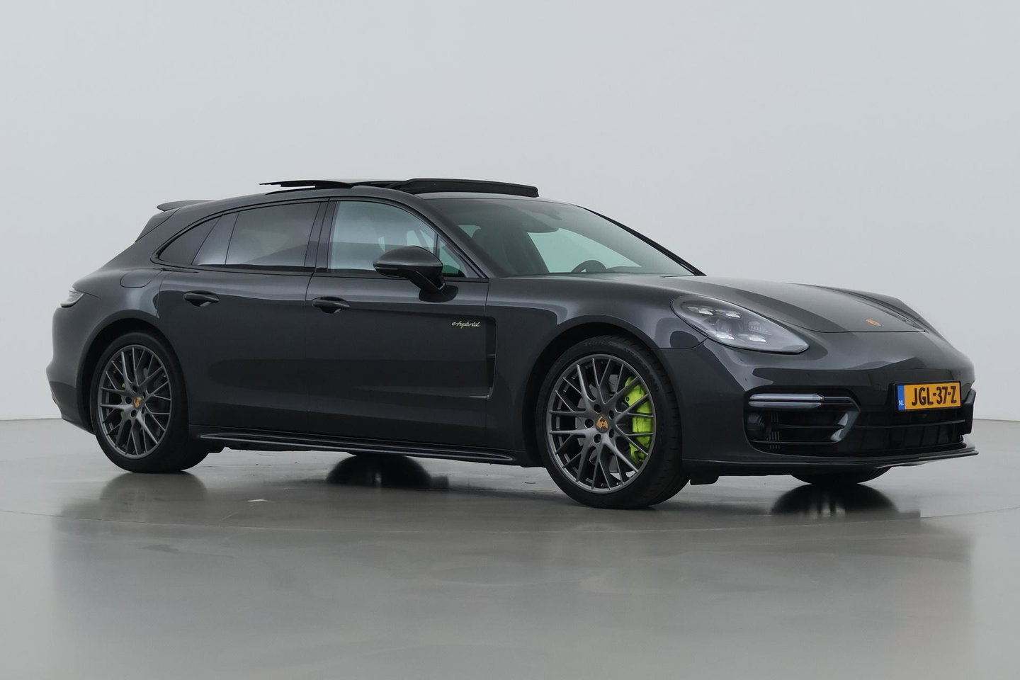 Porsche Panamera Sport Turismo 2.9 4S E-Hybrid | ACC | Luchtvering | Sport Chrono | Panoramadak | Sport Design | 360° Camera