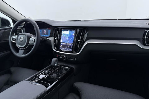Volvo V60 T6 Plug-in hybrid Plus Bright | ACC | Panoramadak | 360° Camera | Head-Up | Harman/Kardon | Stoel+Stuurverwarming | Keyless | Getint Glas