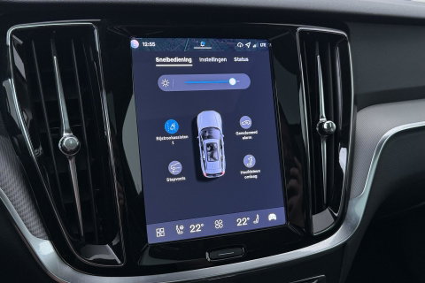 Volvo V60 T6 Plug-in hybrid Plus Bright | ACC | Panoramadak | 360° Camera | Head-Up | Harman/Kardon | Stoel+Stuurverwarming | Keyless | Getint Glas