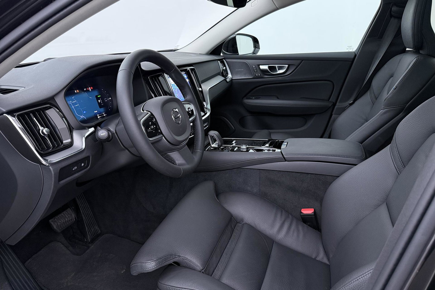 Volvo V60 T6 Plug-in hybrid Plus Bright | ACC | Panoramadak | 360° Camera | Head-Up | Harman/Kardon | Stoel+Stuurverwarming | Keyless | Getint Glas
