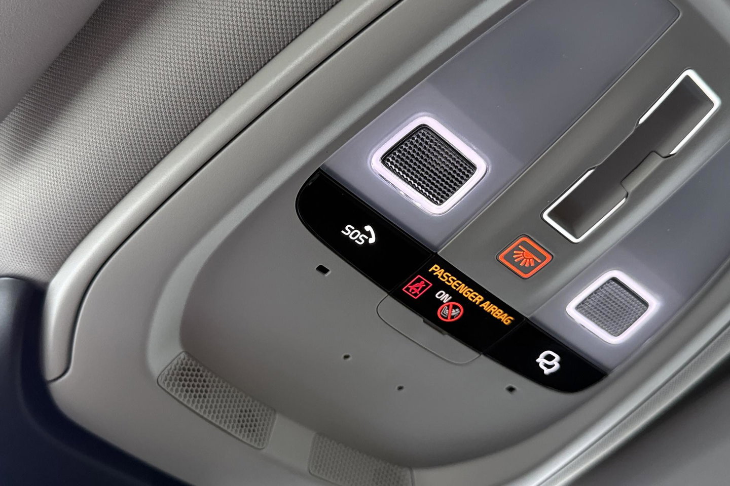 Volvo V60 T6 Plug-in hybrid Plus Bright | ACC | Panoramadak | 360° Camera | Head-Up | Harman/Kardon | Stoel+Stuurverwarming | Keyless | Getint Glas