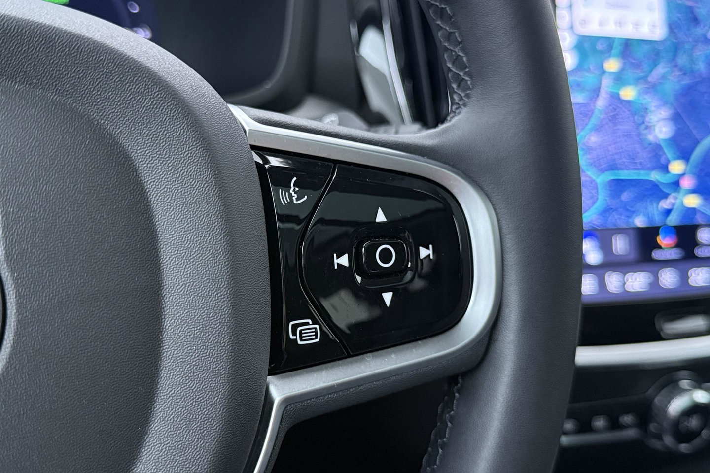 Volvo V60 T6 Plug-in hybrid Plus Bright | ACC | Panoramadak | 360° Camera | Head-Up | Harman/Kardon | Stoel+Stuurverwarming | Keyless | Getint Glas