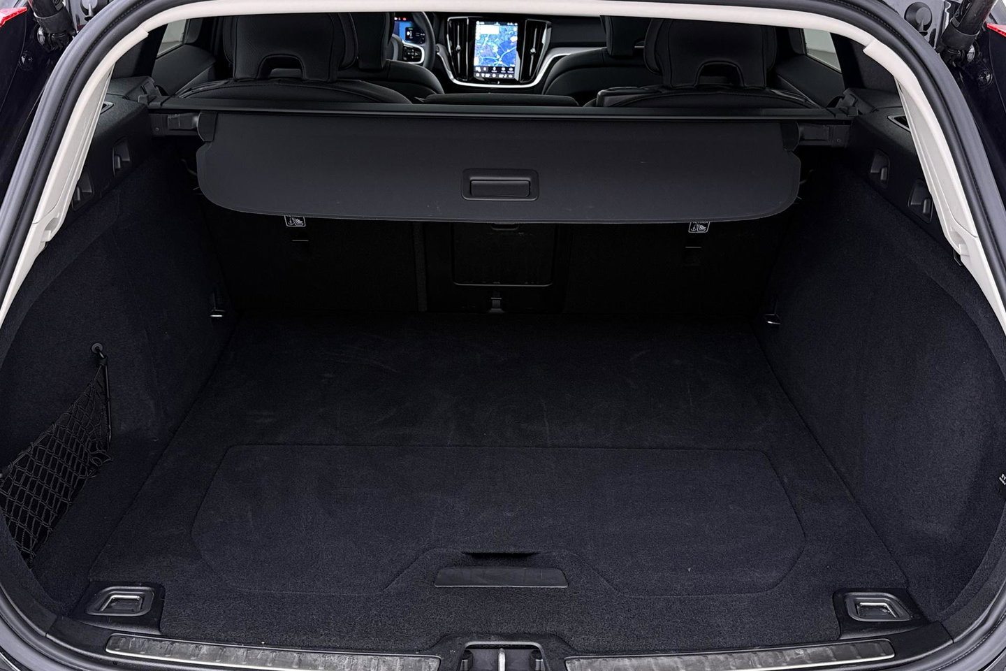 Volvo V60 T6 Plug-in hybrid Plus Bright | ACC | Panoramadak | 360° Camera | Head-Up | Harman/Kardon | Stoel+Stuurverwarming | Keyless | Getint Glas