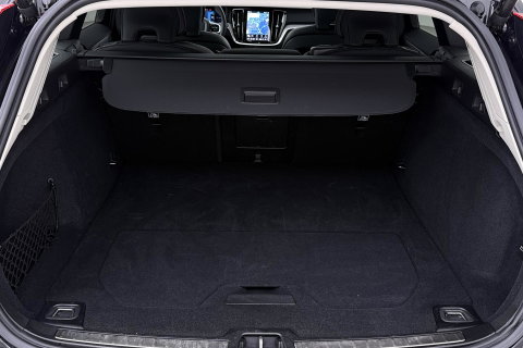 Volvo V60 T6 Plug-in hybrid Plus Bright | ACC | Panoramadak | 360° Camera | Head-Up | Harman/Kardon | Stoel+Stuurverwarming | Keyless | Getint Glas