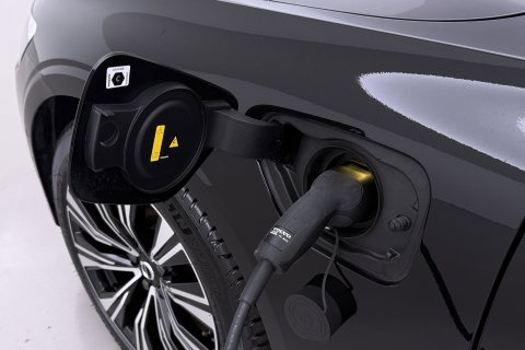 Volvo V60 T6 Plug-in hybrid Plus Bright | ACC | Panoramadak | 360° Camera | Head-Up | Harman/Kardon | Stoel+Stuurverwarming | Keyless | Getint Glas