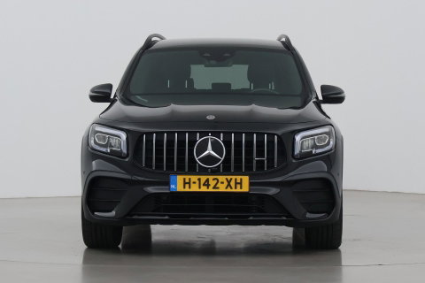 Mercedes-Benz GLB 200 Business Solution AMG | Night Pakket | Camera | Dodehoekdetectie | Stoelverwarming | Sfeerverlichting