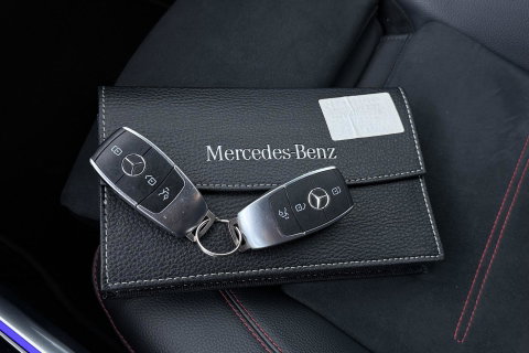 Mercedes-Benz GLB 200 Business Solution AMG | Night Pakket | Camera | Dodehoekdetectie | Stoelverwarming | Sfeerverlichting
