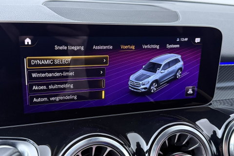 Mercedes-Benz GLB 200 Business Solution AMG | Night Pakket | Camera | Dodehoekdetectie | Stoelverwarming | Sfeerverlichting
