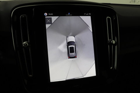 Volvo EX40 Single Motor Extended Range Plus Black Ed. 82 kWh | 360° Camera | ACC | 20 Inch | Stoel+Stuurverwarming | Harman/Kardon