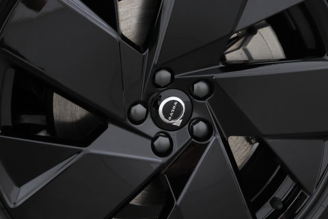 Volvo EX40 Single Motor Extended Range Plus Black Ed. 82 kWh | 360° Camera | ACC | 20 Inch | Stoel+Stuurverwarming | Harman/Kardon