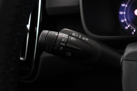 Volvo EX40 Single Motor Extended Range Plus Black Ed. 82 kWh | 360° Camera | ACC | 20 Inch | Stoel+Stuurverwarming | Harman/Kardon
