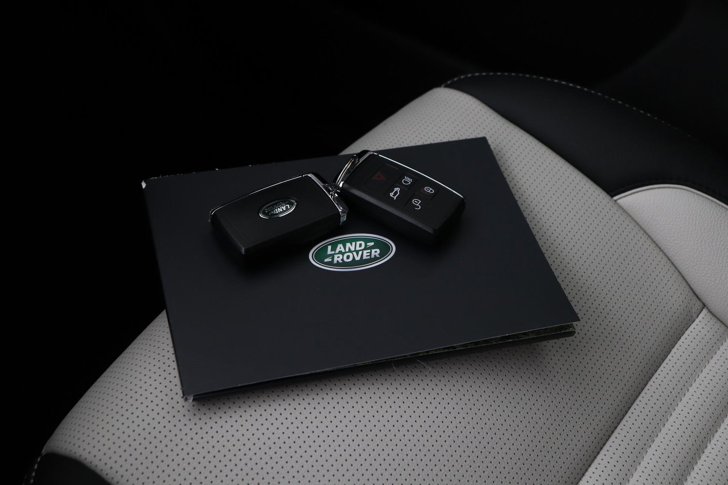 Land Rover Discovery Sport P270e PHEV Dynamic SE | ClearSight | 360° Camera | ACC | Meridian Sound