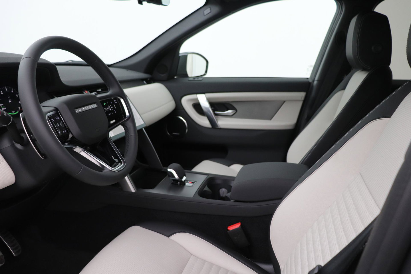 Land Rover Discovery Sport P270e PHEV Dynamic SE | ClearSight | 360° Camera | ACC | Meridian Sound