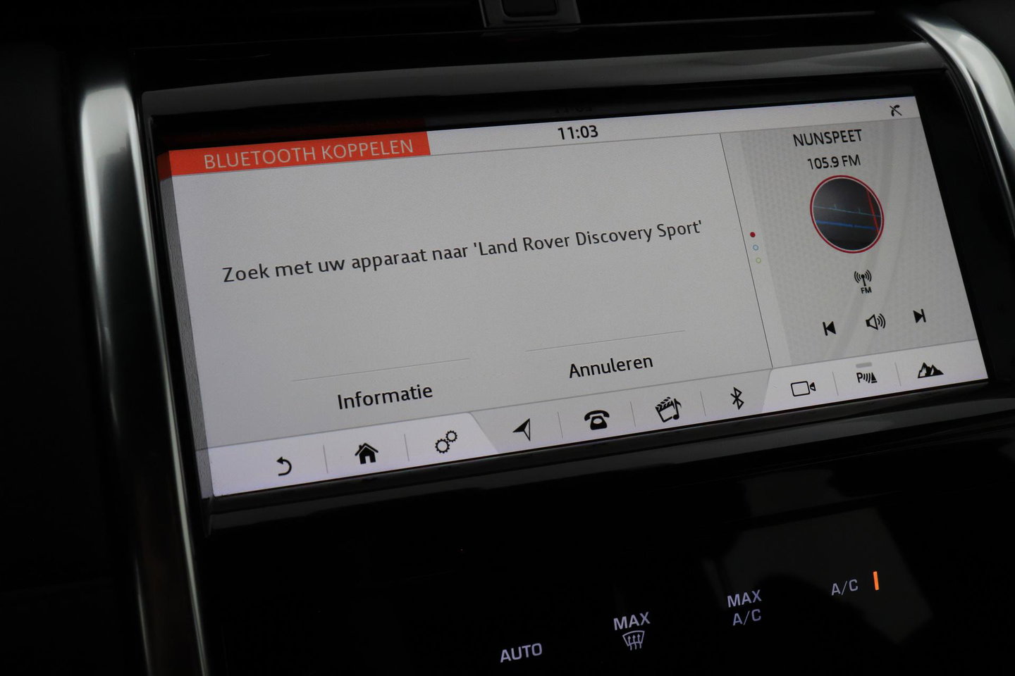 Land Rover Discovery Sport P200 2.0 S | ACC | ClearSight | Camera | Stoel+Stuurverwarming | Dodehoekdetectie | Leder