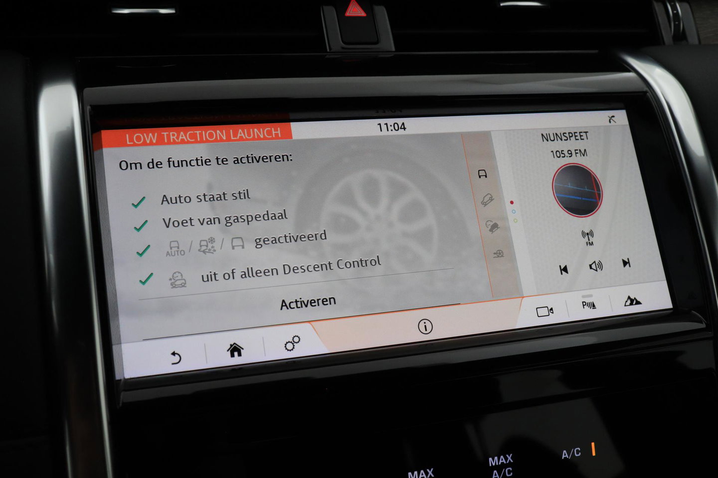Land Rover Discovery Sport P200 2.0 S | ACC | ClearSight | Camera | Stoel+Stuurverwarming | Dodehoekdetectie | Leder