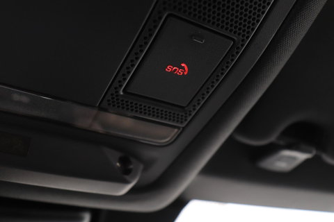 Land Rover Discovery Sport P200 2.0 S | ACC | ClearSight | Camera | Stoel+Stuurverwarming | Dodehoekdetectie | Leder