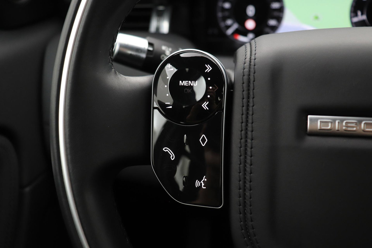 Land Rover Discovery Sport P200 2.0 S | ACC | ClearSight | Camera | Stoel+Stuurverwarming | Dodehoekdetectie | Leder