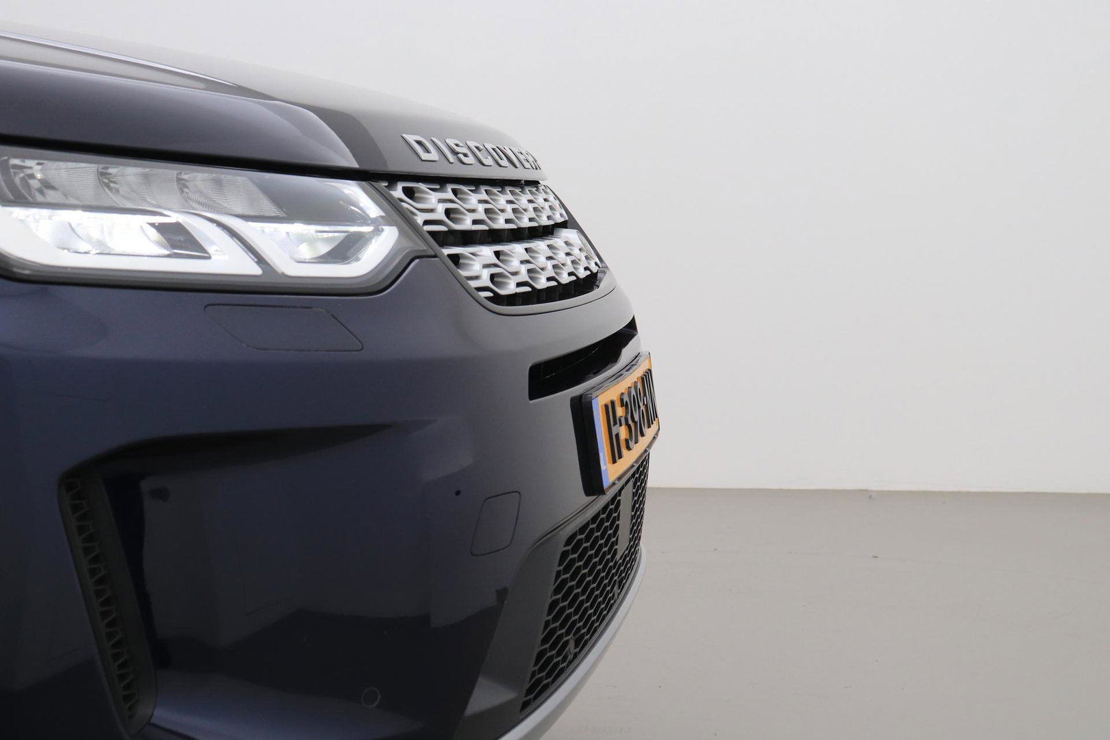 Land Rover Discovery Sport P200 2.0 S | ACC | ClearSight | Camera | Stoel+Stuurverwarming | Dodehoekdetectie | Leder