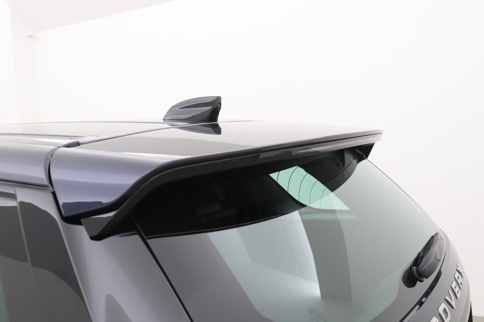 Land Rover Discovery Sport P200 2.0 S | ACC | ClearSight | Camera | Stoel+Stuurverwarming | Dodehoekdetectie | Leder