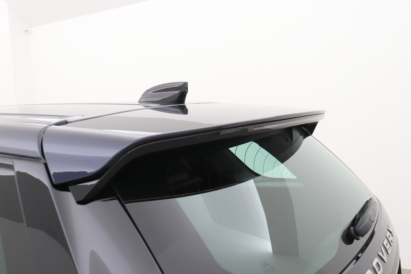 Land Rover Discovery Sport P200 2.0 S | ACC | ClearSight | Camera | Stoel+Stuurverwarming | Dodehoekdetectie | Leder