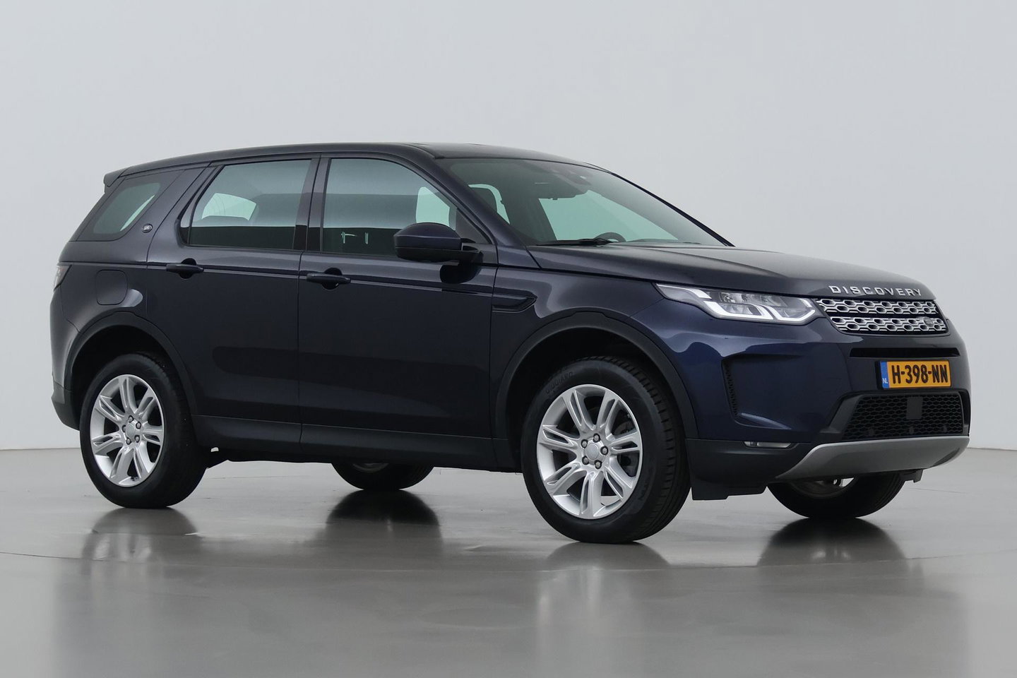 Land Rover Discovery Sport P200 2.0 S | ACC | ClearSight | Camera | Stoel+Stuurverwarming | Dodehoekdetectie | Leder