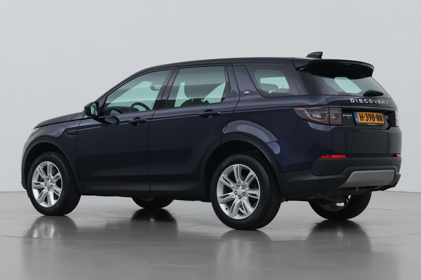 Land Rover Discovery Sport P200 2.0 S | ACC | ClearSight | Camera | Stoel+Stuurverwarming | Dodehoekdetectie | Leder
