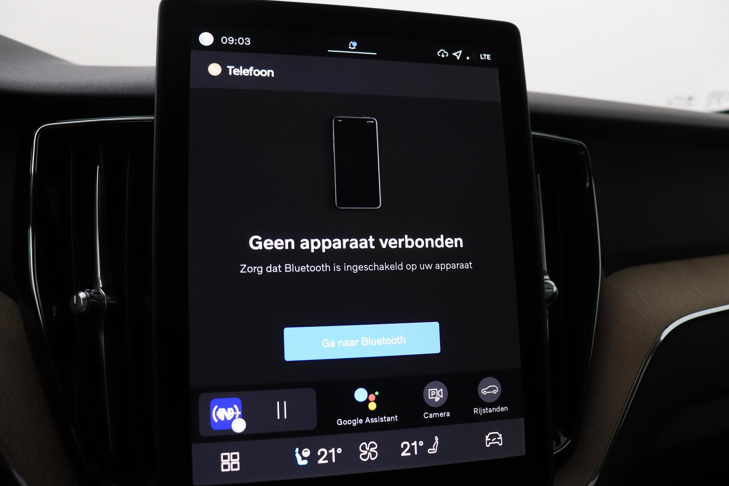 Volvo XC60 T8 Plug-in hybrid Plus Dark | ACC | Harman/Kardon | Panoramadak | Head-Up | Memory | Stoelventilatie
