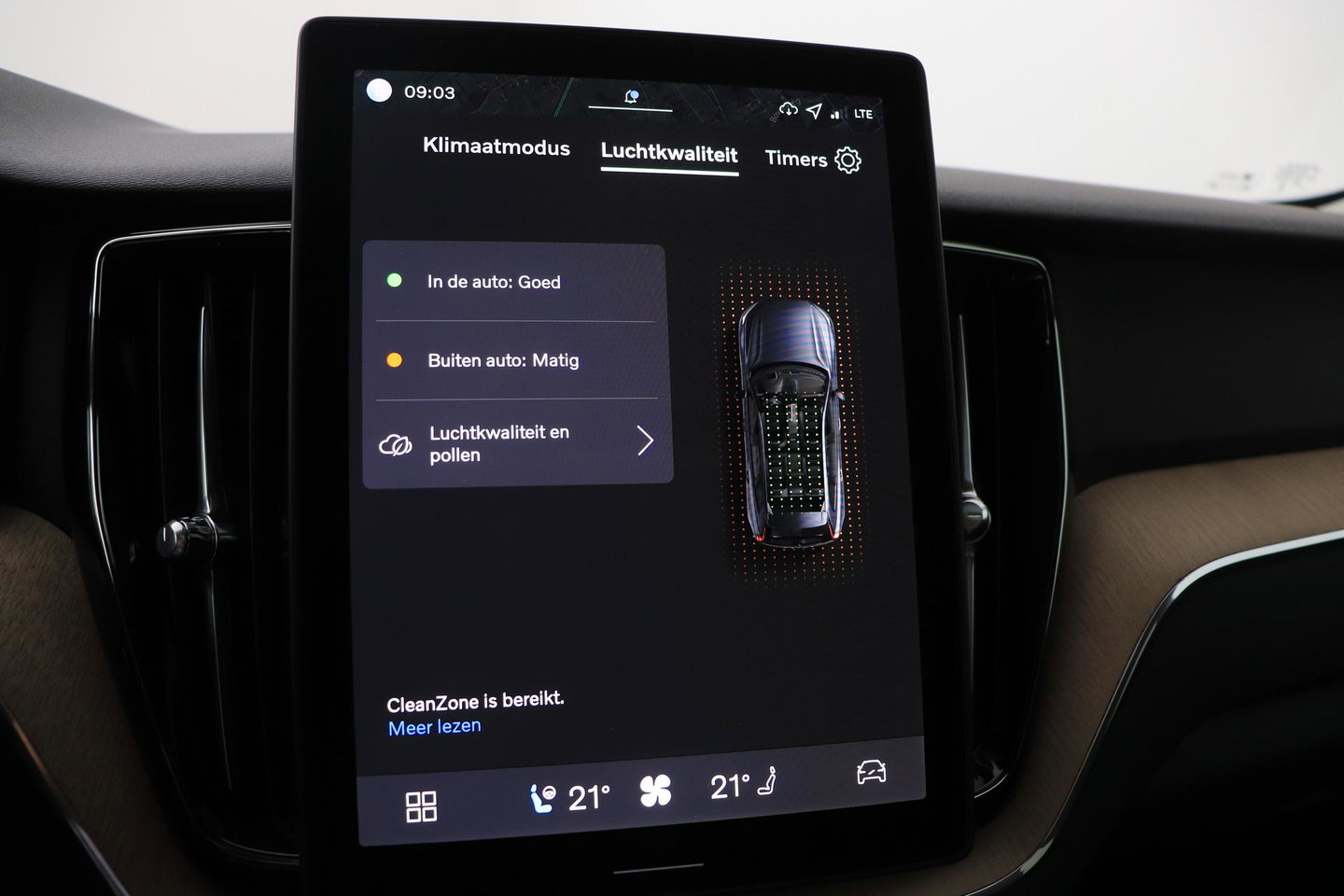 Volvo XC60 T8 Plug-in hybrid Plus Dark | ACC | Harman/Kardon | Panoramadak | Head-Up | Memory | Stoelventilatie
