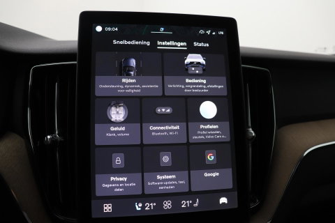 Volvo XC60 T8 Plug-in hybrid Plus Dark | ACC | Harman/Kardon | Panoramadak | Head-Up | Memory | Stoelventilatie