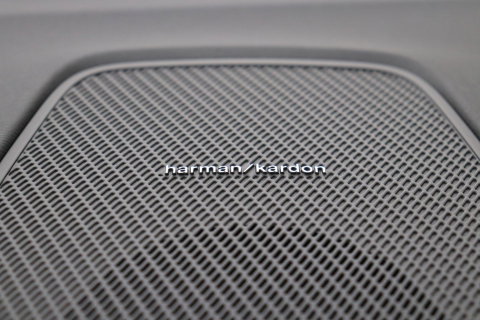 Volvo XC60 T8 Plug-in hybrid Plus Dark | ACC | Harman/Kardon | Panoramadak | Head-Up | Memory | Stoelventilatie