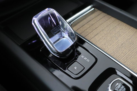 Volvo XC60 T8 Plug-in hybrid Plus Dark | ACC | Harman/Kardon | Panoramadak | Head-Up | Memory | Stoelventilatie