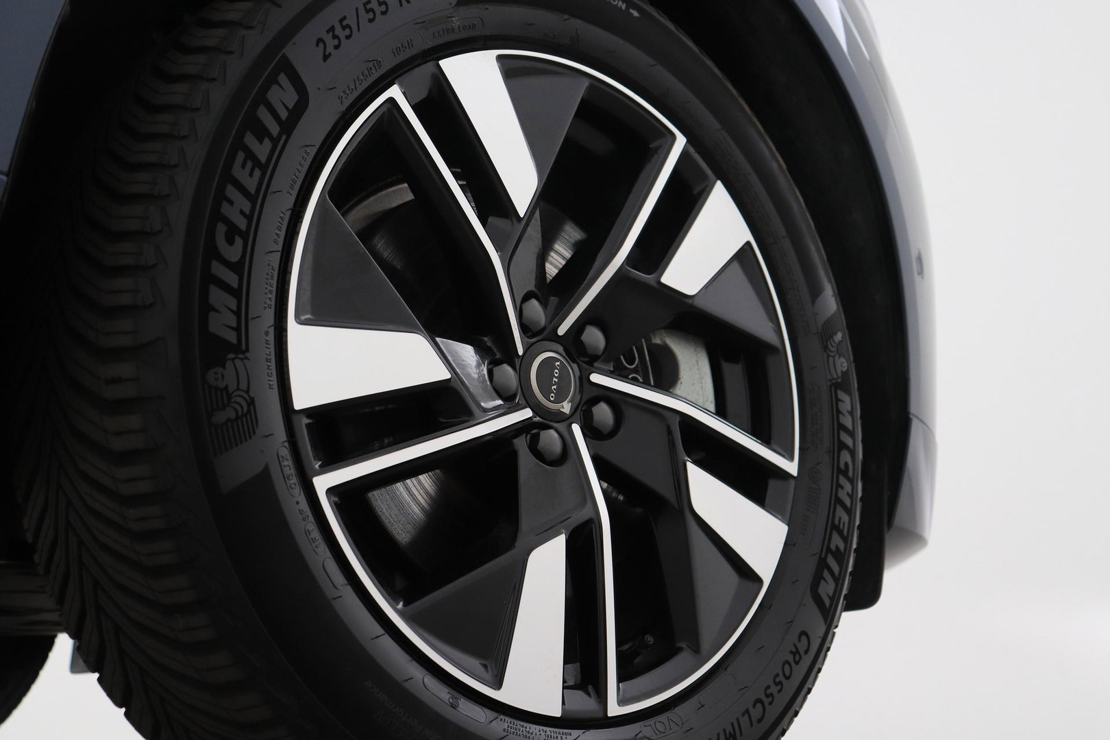 Volvo XC60 T8 Plug-in hybrid Plus Dark | ACC | Harman/Kardon | Panoramadak | Head-Up | Memory | Stoelventilatie