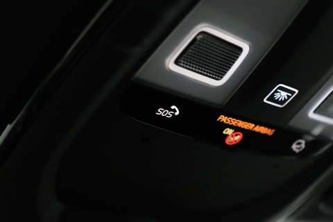 Volvo XC60 B4 Plus Dark | ACC | Camera | BLIS | Memory | Keyless | 19 Inch