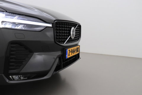 Volvo XC60 B4 Plus Dark | ACC | Camera | BLIS | Memory | Keyless | 19 Inch