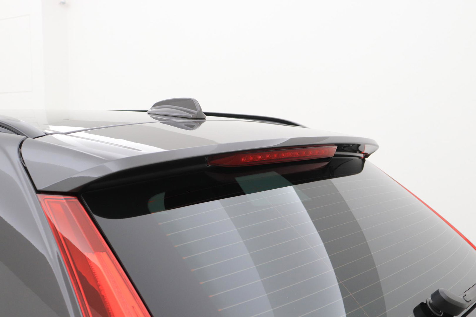 Volvo XC60 B4 Plus Dark | ACC | Camera | BLIS | Memory | Keyless | 19 Inch