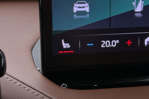 Škoda Enyaq iV 80 | Matrix LED | Camera | Stoel+Stuurverwarming | Verwarmbare Achterbank | Keyless | Leder | 19 Inch