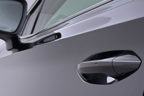 Škoda Enyaq iV 80 | Matrix LED | Camera | Stoel+Stuurverwarming | Verwarmbare Achterbank | Keyless | Leder | 19 Inch