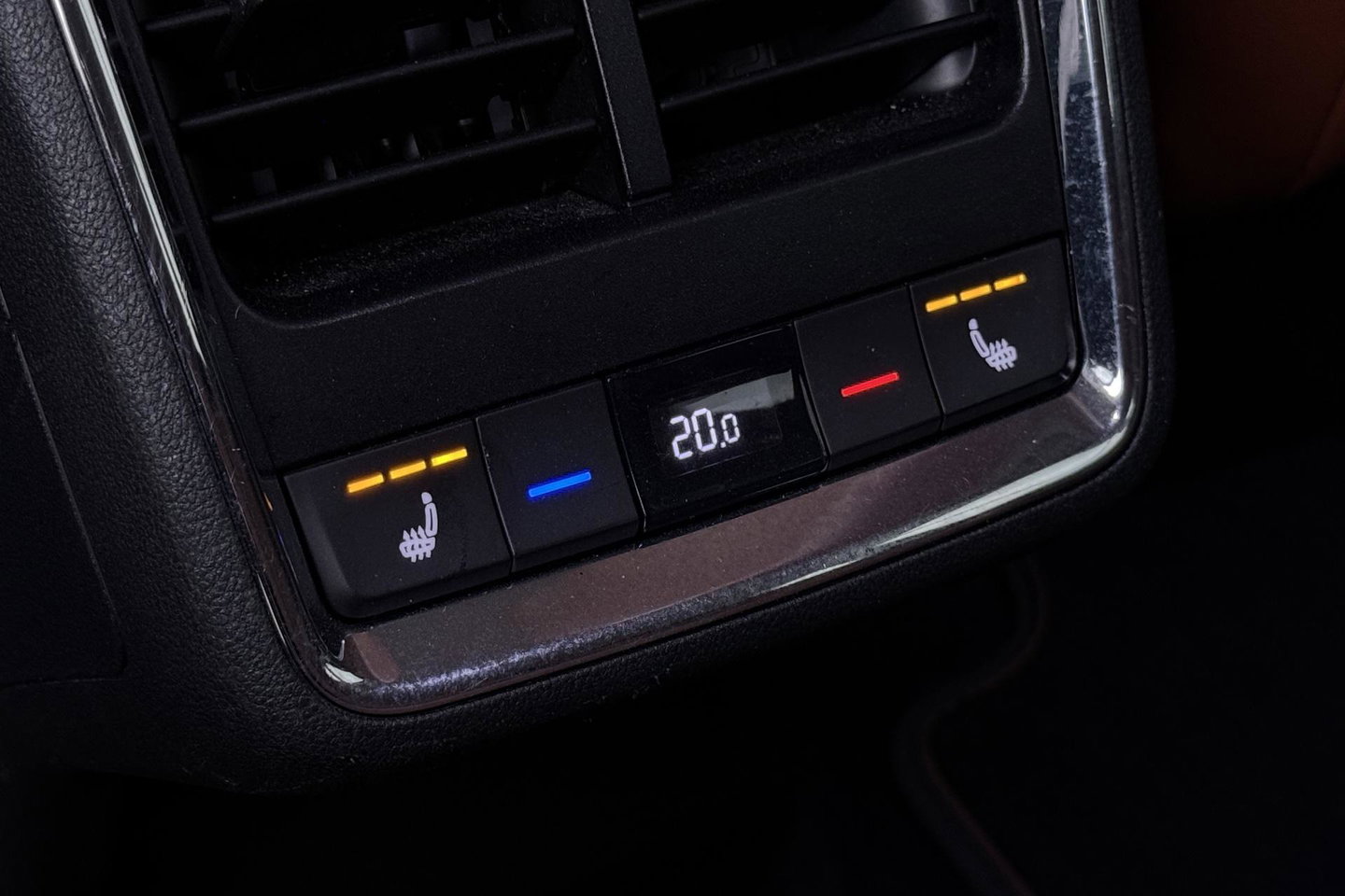 Škoda Enyaq iV 80 | Matrix LED | Camera | Stoel+Stuurverwarming | Verwarmbare Achterbank | Keyless | Leder | 19 Inch