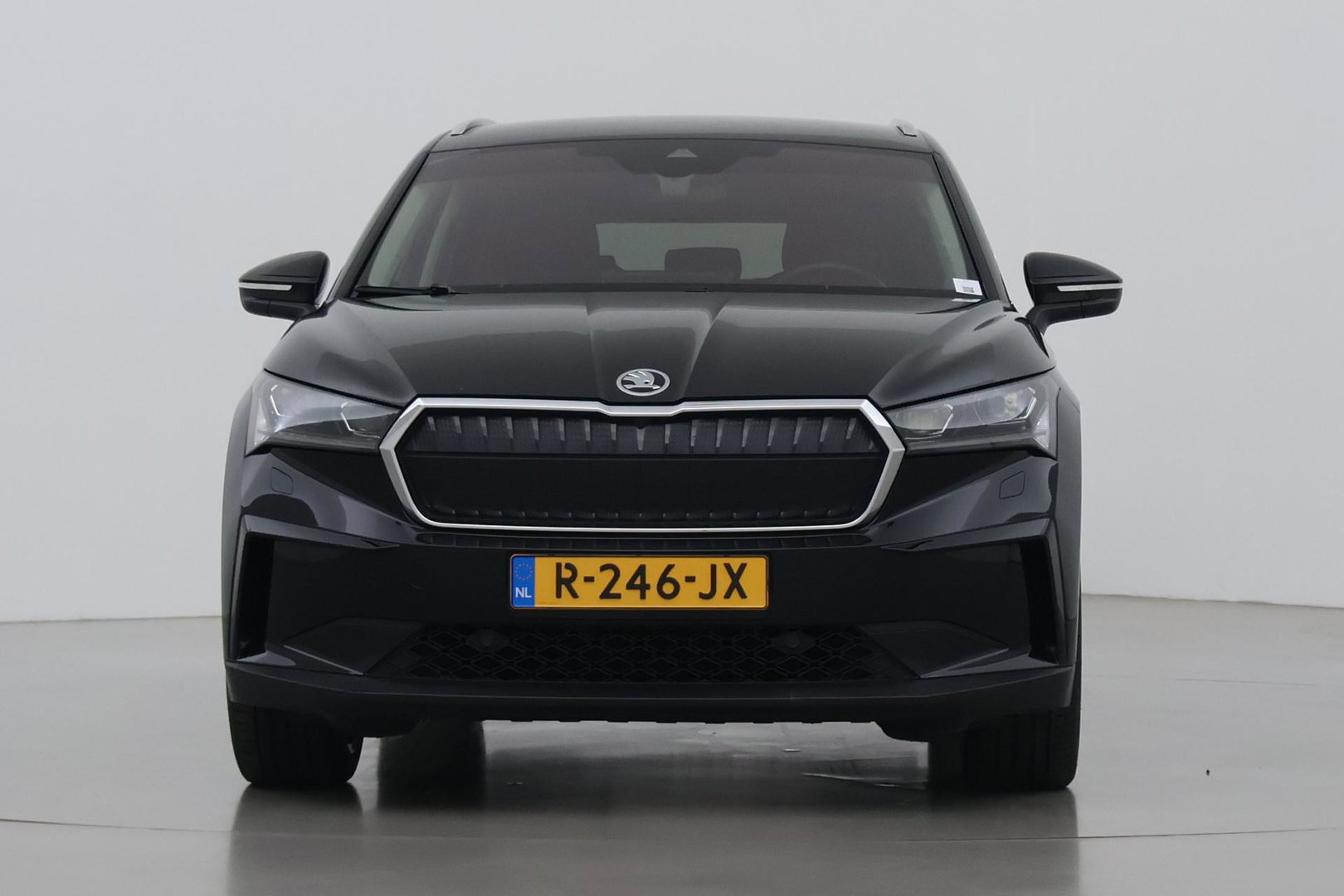 Škoda Enyaq iV 80 | Matrix LED | Camera | Stoel+Stuurverwarming | Verwarmbare Achterbank | Keyless | Leder | 19 Inch