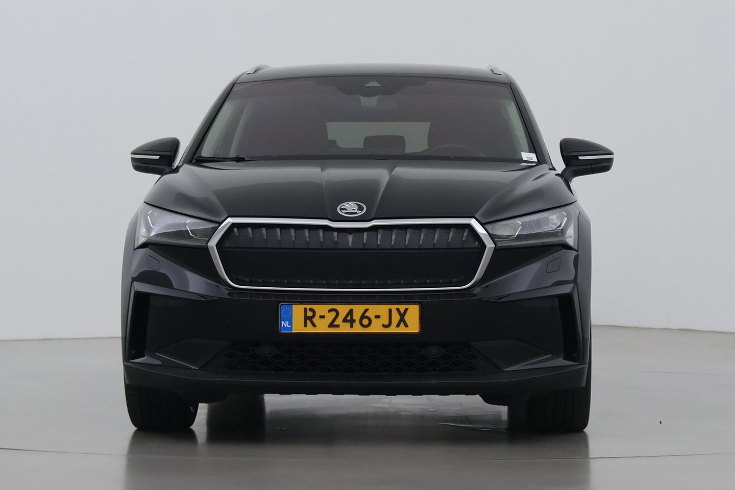 Škoda Enyaq iV 80 | Matrix LED | Camera | Stoel+Stuurverwarming | Verwarmbare Achterbank | Keyless | Leder | 19 Inch