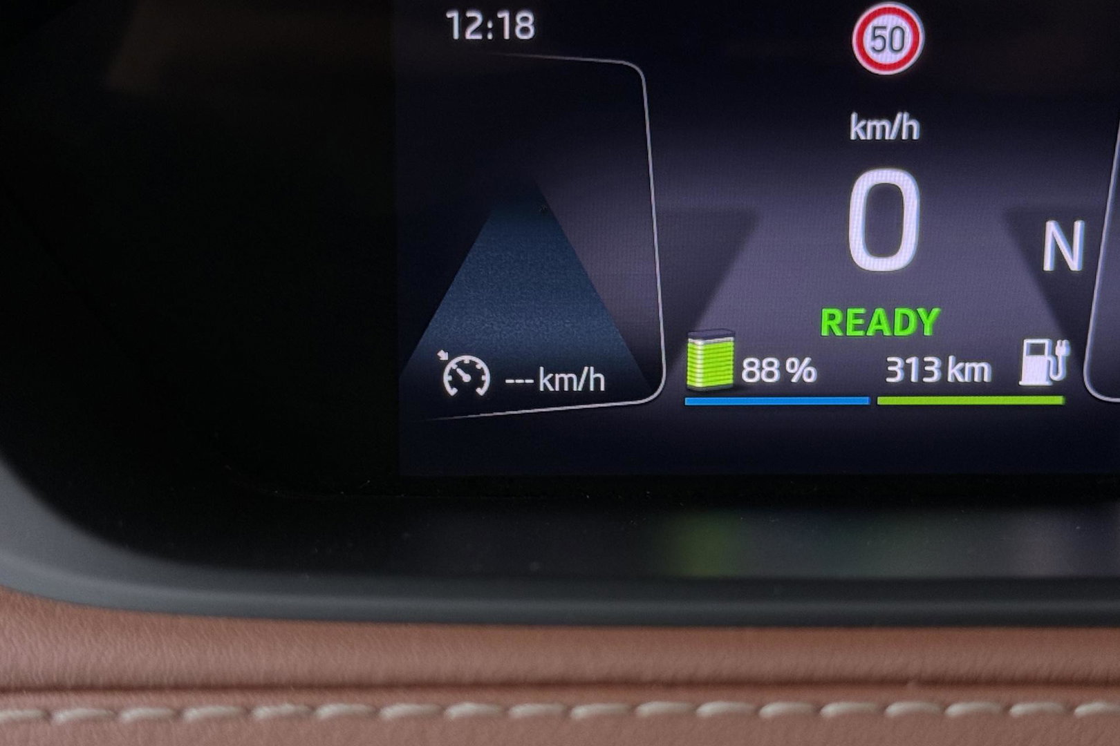 Škoda Enyaq iV 80 | Matrix LED | Camera | Stoel+Stuurverwarming | Verwarmbare Achterbank | Keyless | Leder | 19 Inch