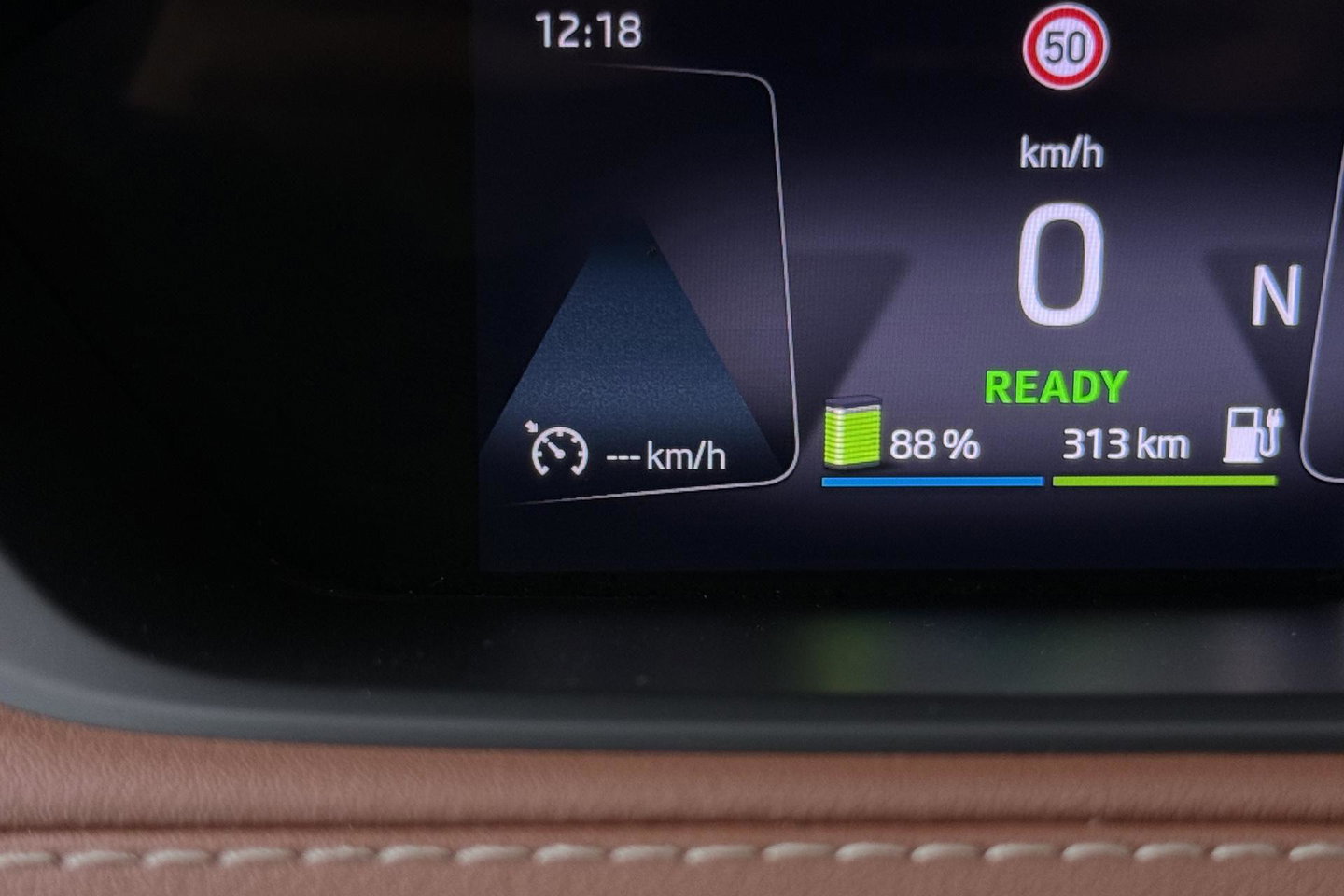 Škoda Enyaq iV 80 | Matrix LED | Camera | Stoel+Stuurverwarming | Verwarmbare Achterbank | Keyless | Leder | 19 Inch