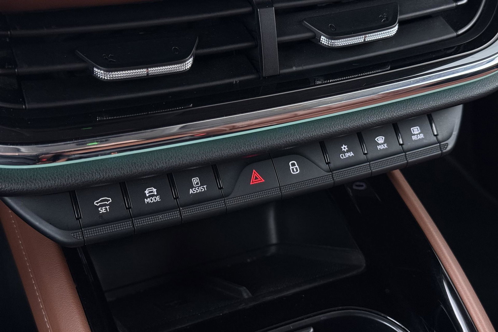 Škoda Enyaq iV 80 | Matrix LED | Camera | Stoel+Stuurverwarming | Verwarmbare Achterbank | Keyless | Leder | 19 Inch