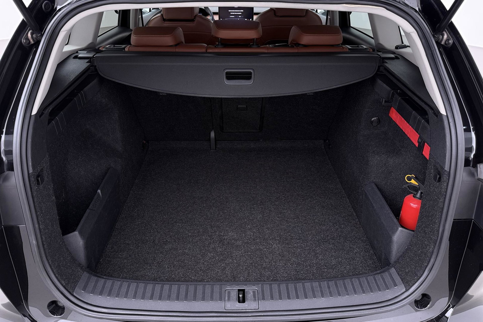 Škoda Enyaq iV 80 | Matrix LED | Camera | Stoel+Stuurverwarming | Verwarmbare Achterbank | Keyless | Leder | 19 Inch