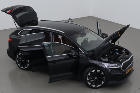Škoda Enyaq iV 80 | Matrix LED | Camera | Stoel+Stuurverwarming | Verwarmbare Achterbank | Keyless | Leder | 19 Inch