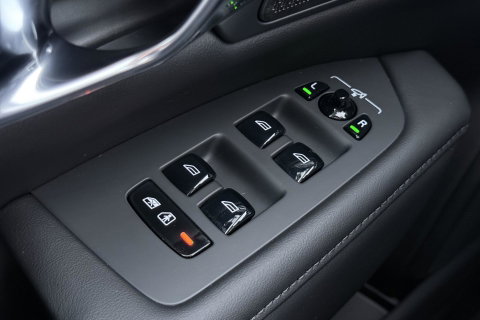 Volvo V90 T8 Plug-in hybrid Plus Dark | ACC | 360° Camera | Harman/Kardon | Keyless | Stoel+Stuurverwarming | 19 Inch