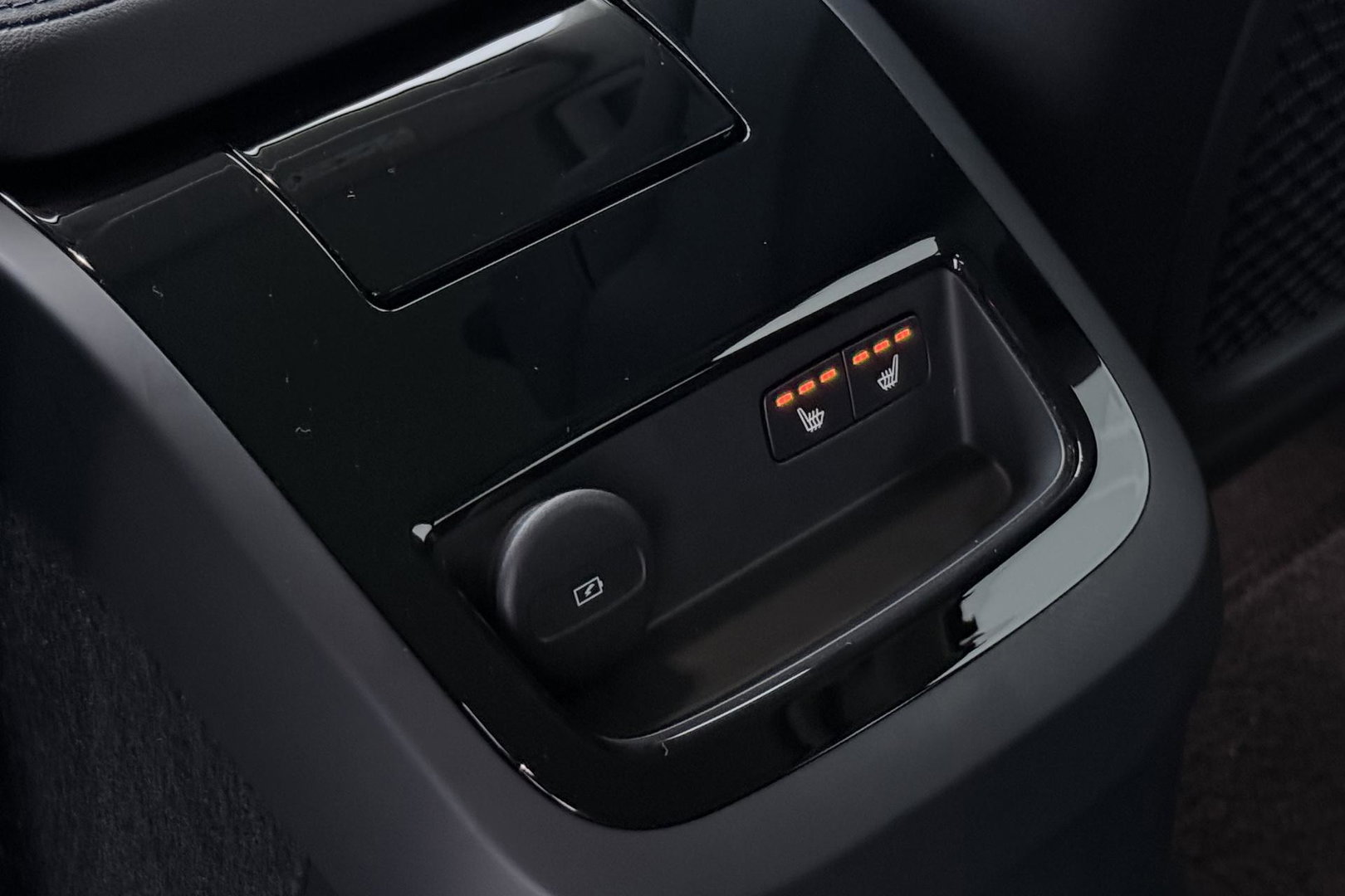 Volvo V90 T8 Plug-in hybrid Plus Dark | ACC | 360° Camera | Harman/Kardon | Keyless | Stoel+Stuurverwarming | 19 Inch