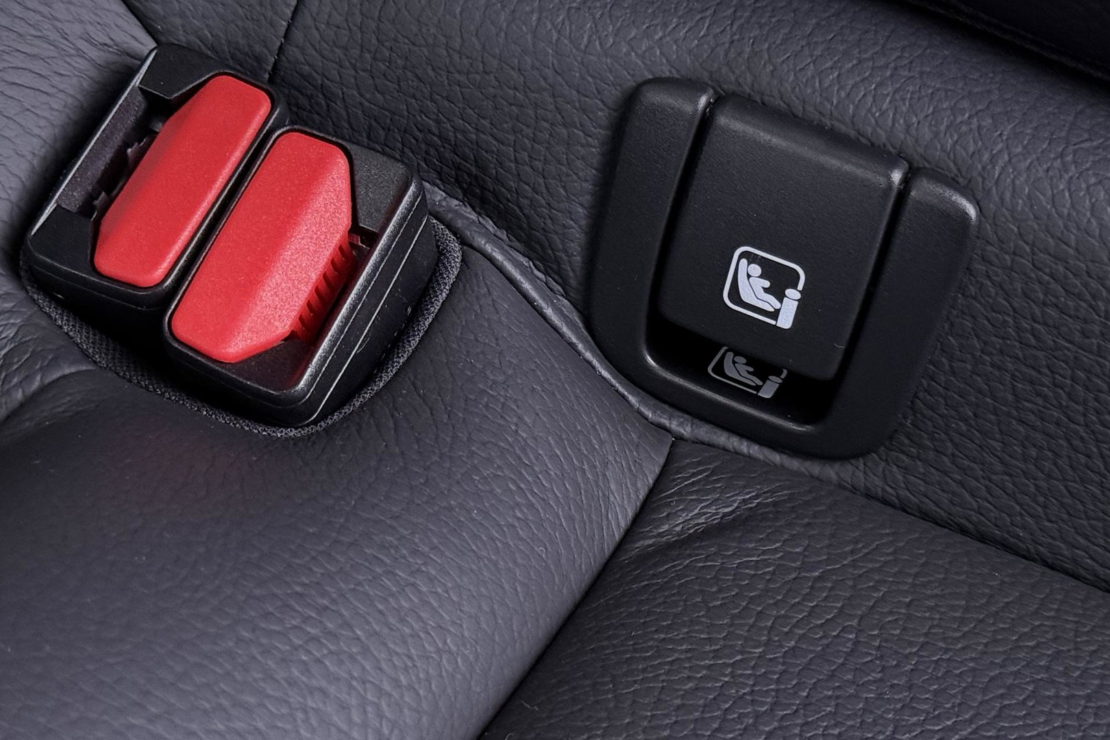 Volvo V90 T8 Plug-in hybrid Plus Dark | ACC | 360° Camera | Harman/Kardon | Keyless | Stoel+Stuurverwarming | 19 Inch