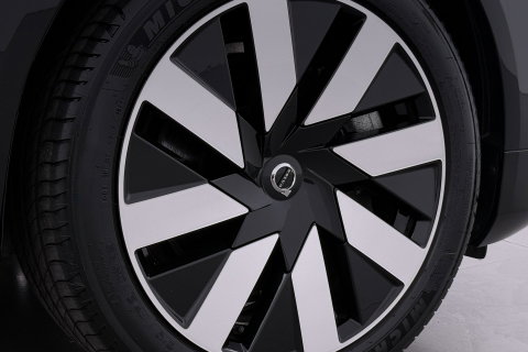 Volvo V90 T8 Plug-in hybrid Plus Dark | ACC | 360° Camera | Harman/Kardon | Keyless | Stoel+Stuurverwarming | 19 Inch
